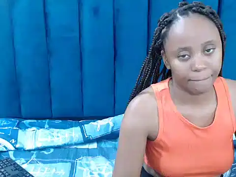 Snapshot of CreamyTea chatting on March 18, 8:56 pm CreamyTea online show from March 18, 8:56 pm