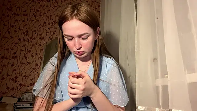 Hanna  Montanna online show from March 15, 4:46 pm