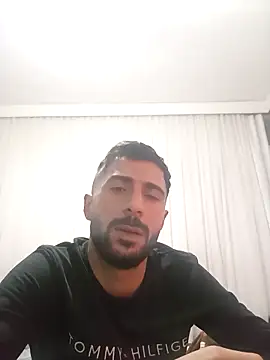 Snapshot of Serkan_2 chatting on February 27, 5:02 pm Serkan 2 online show from February 27, 5:02 pm