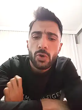 Snapshot of Serkan_2 chatting on February 28, 5:08 am Serkan 2 online show from February 28, 5:08 am