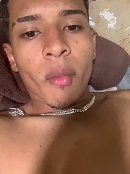 MoinhoO18 online show from March 10, 5:29 pm