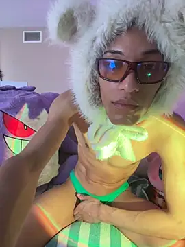 Beautiful4monsterz online show from February 22, 10:30 pm