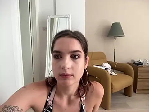 Snapshot of zoefox-vip chatting on May 27, 9:17 am zoefox-vip online show from May 27, 9:17 am