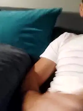 Andrew 742 online show from April 10, 11:04 am