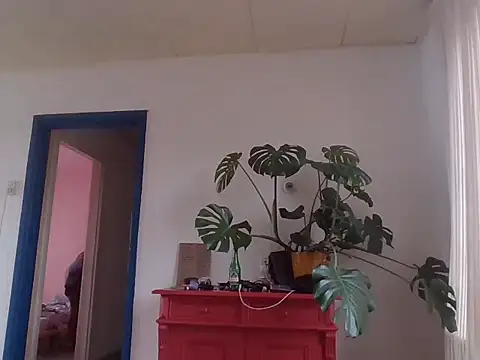 Snapshot of Writergurl69 chatting on March 1, 1:24 pm Writergurl69 online show from March 1, 1:24 pm