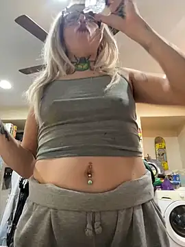 nightmar3doll online show from April 25, 2:03 am