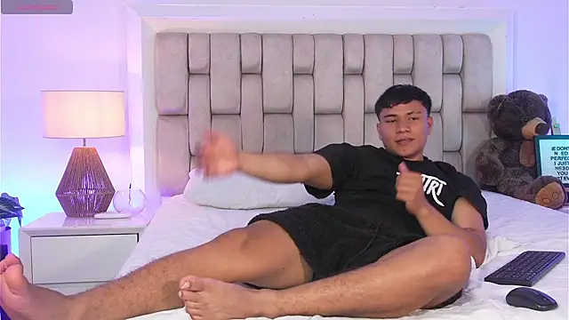 jordan thompson online show from February 24, 1:03 am