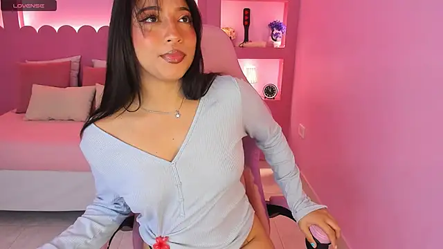 Holy Lux online show from April 8, 4:01 am