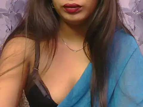 Aayesha-queen online show from June 3, 4:15 am