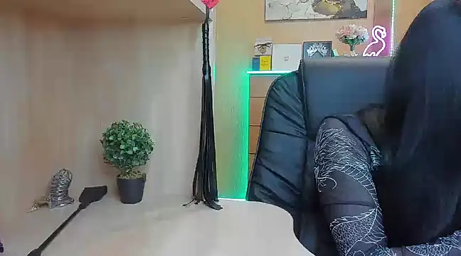 KristiTopxx online show from December 4, 7:23 pm