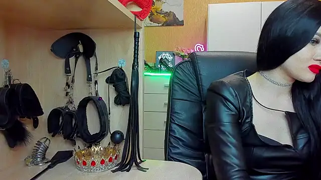 KristiTopxx online show from March 28, 9:25 pm