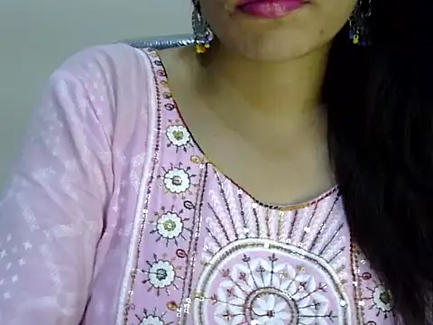 Neha Sharma2 online show from April 10, 3:39 pm