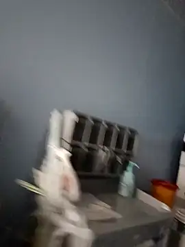 Snapshot of el7way90 chatting on February 24, 6:55 am el7way90 online show from February 24, 6:55 am