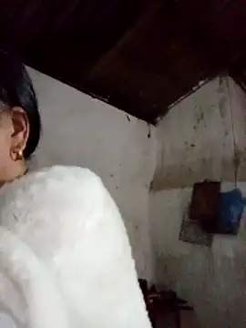 heesuu11 online show from April 3, 12:36 pm