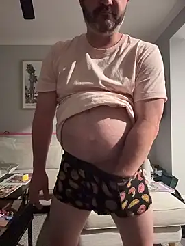 chubbylittlesecret online show from April 10, 11:15 am