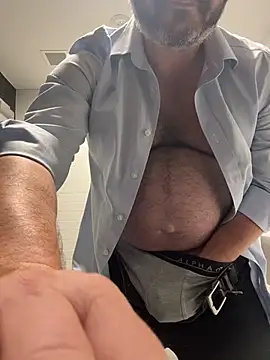 chubbylittlesecret online show from April 17, 4:04 am