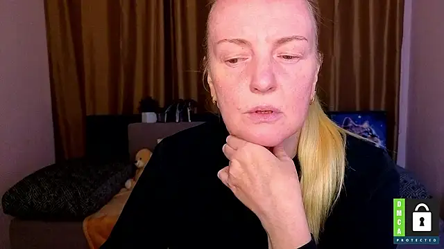 Snapshot of Bella_soulmate chatting on March 10, 12:21 pm Bella soulmate online show from March 10, 12:21 pm