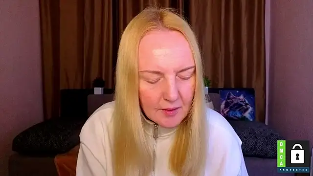 Snapshot of Bella_soulmate chatting on April 3, 5:27 am Bella soulmate online show from April 3, 5:27 am