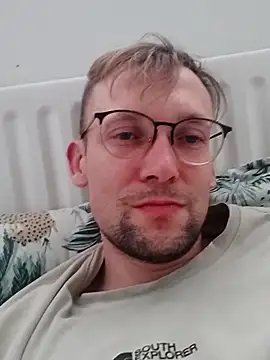 GaryJohnson79 online show from February 26, 12:59 pm