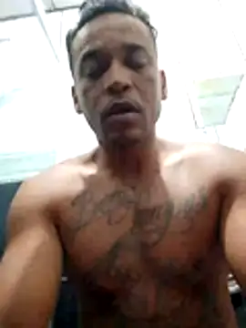Snapshot of Rodr_go14 chatting on July 13, 11:18 pm Rodr go14 online show from July 13, 11:18 pm