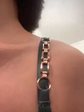 Anna Gilbert online show from April 2, 2:37 pm