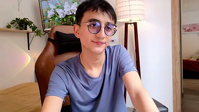 Sr evann online show from March 8, 5:17 pm