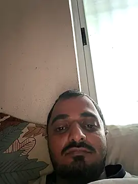 Snapshot of arya94 chatting on May 5, 2:08 am arya94 online show from May 5, 2:08 am