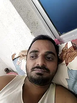 Snapshot of arya94 chatting on May 15, 3:41 pm arya94 online show from May 15, 3:41 pm