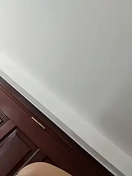 Jinnie sexy online show from April 20, 1:03 pm