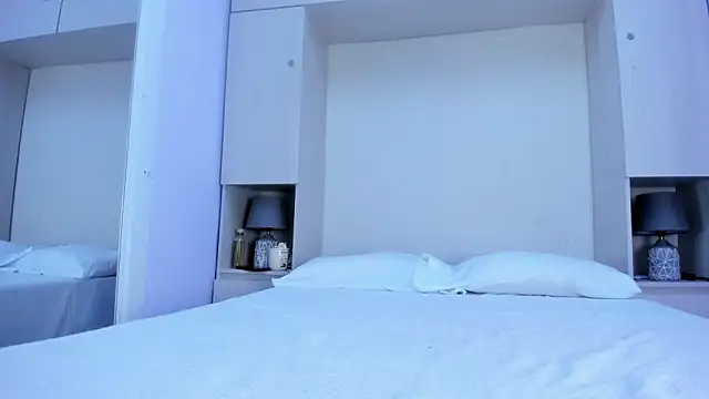 Oshun 444 online show from March 12, 12:11 pm