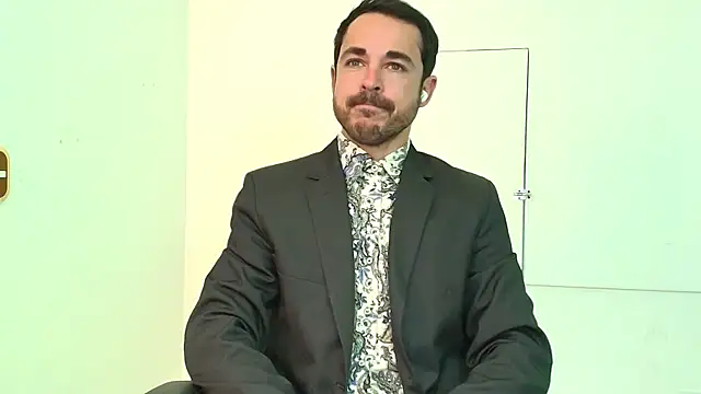 Snapshot of Adams_Sanz chatting on June 19, 7:17 pm Adams Sanz online show from June 19, 7:17 pm