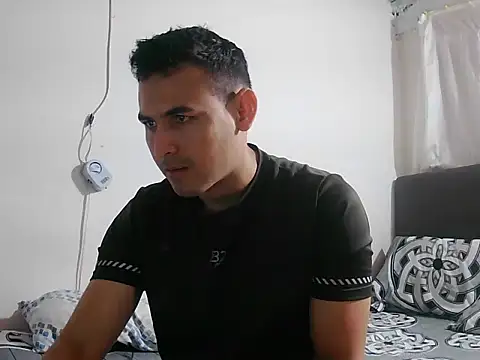 Snapshot of anthony-10 chatting on February 26, 10:31 pm anthony-10 online show from February 26, 10:31 pm