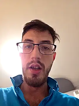 Snapshot of Gerikan12 chatting on February 23, 9:56 pm Gerikan12 online show from February 23, 9:56 pm