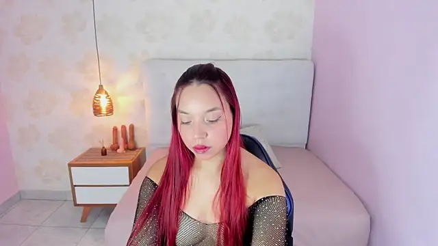 Snapshot of LUCIA_KHAN chatting on February 25, 7:34 pm LUCIA KHAN online show from February 25, 7:34 pm