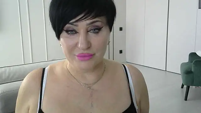 Kleotempt online show from April 15, 12:23 pm