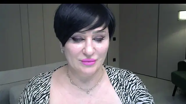 Snapshot of Kleotempt chatting on April 18, 7:07 pm Kleotempt online show from April 18, 7:07 pm