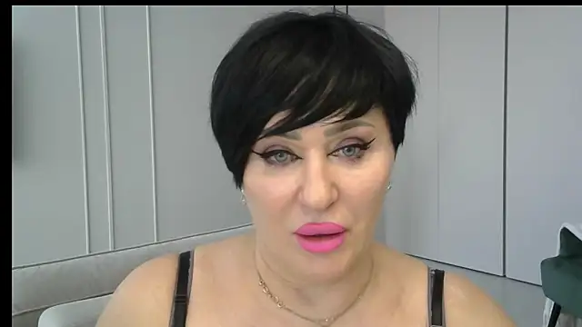 Snapshot of Kleotempt chatting on April 23, 2:41 pm Kleotempt online show from April 23, 2:41 pm