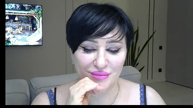 Snapshot of Kleotempt chatting on April 29, 5:30 pm Kleotempt online show from April 29, 5:30 pm