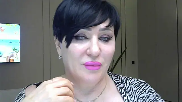 Snapshot of Kleotempt chatting on May 7, 6:24 pm Kleotempt online show from May 7, 6:24 pm