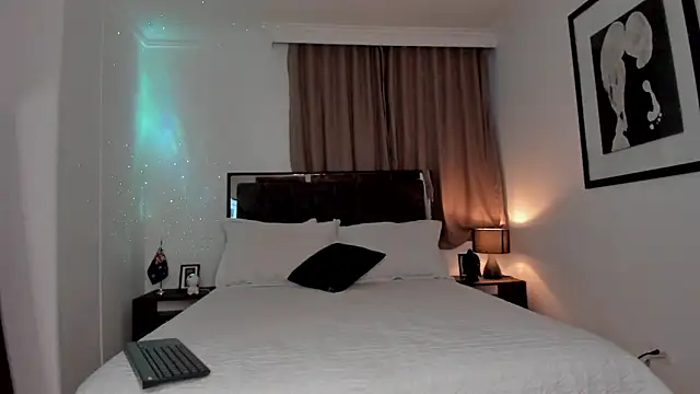 Selhenah online show from March 1, 11:12 am