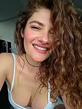 Snapshot of CelineBoyer chatting on February 27, 8:42 pm CelineBoyer online show from February 27, 8:42 pm