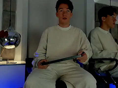 Austin Reedss online show from March 15, 12:00 pm