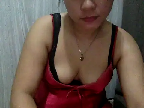 Snapshot of thealovesyou chatting on June 23, 12:19 am thealovesyou online show from June 23, 12:19 am