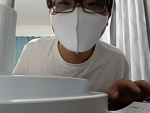 Snapshot of koarannkunn chatting on July 6, 11:51 am koarannkunn online show from July 6, 11:51 am