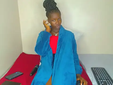 Snapshot of Melanin07 chatting on March 16, 5:44 am Melanin07 online show from March 16, 5:44 am