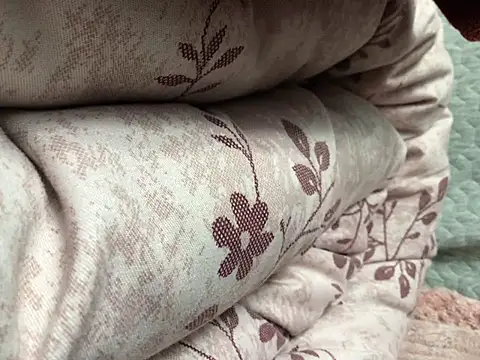 Snapshot of yaocaobi8 chatting on March 3, 3:34 am yaocaobi8 online show from March 3, 3:34 am