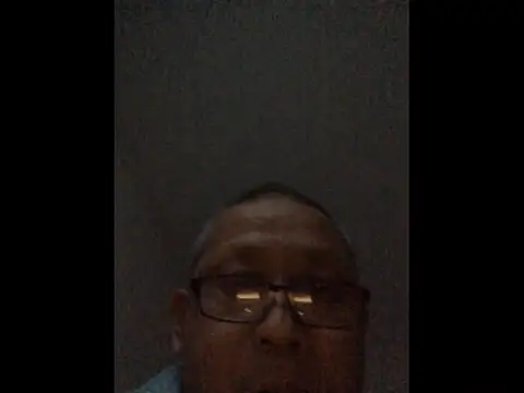 Snapshot of yaocaobi8 chatting on April 5, 10:45 am yaocaobi8 online show from April 5, 10:45 am