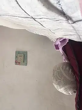 Snapshot of yaocaobi8 chatting on April 16, 5:52 am yaocaobi8 online show from April 16, 5:52 am