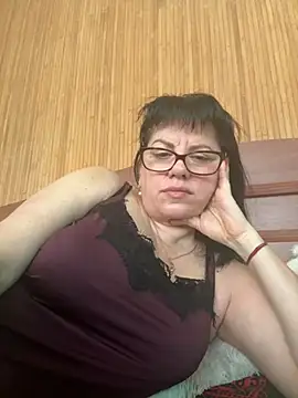 expensive lady online show from April 13, 7:25 am