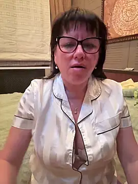 expensive lady online show from June 6, 6:45 pm